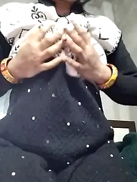 Darling8008 from StripChat