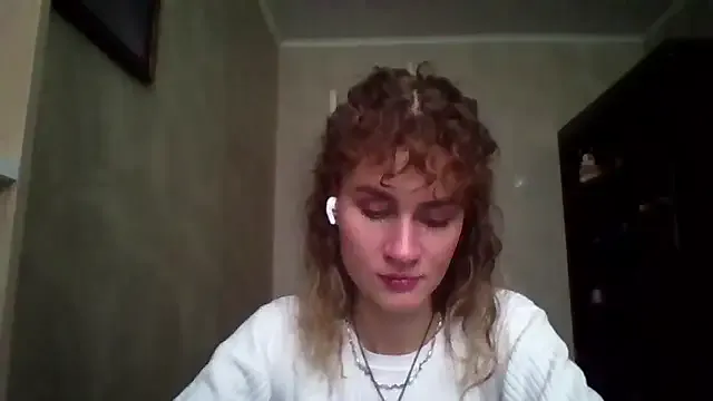 DeanneGilcher from StripChat