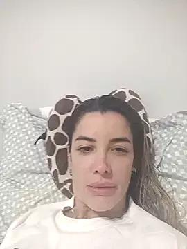 Explore DESIRIE0609, she wants to masturbate for you DESIRIE0609 from StripChat