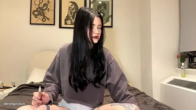 devingodsin from StripChat