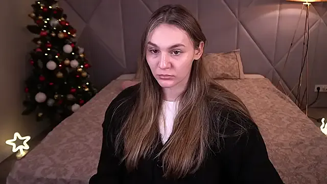 DiamondGoldie from StripChat