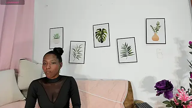 DomenicaW from StripChat