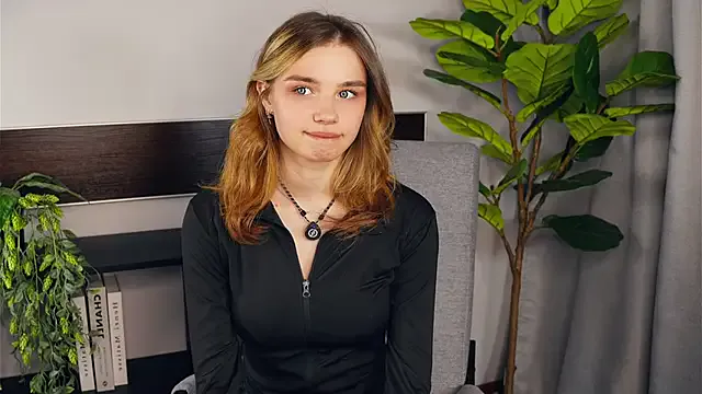 EarthaStinett from StripChat