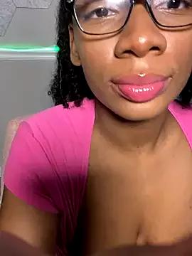 EatSweetMolly from StripChat