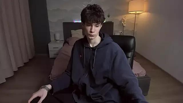 Edvard_Blare from StripChat