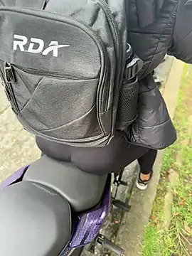 Slutty Ema_Rose_ wants you to fuck their body now Ema_Rose_ from StripChat