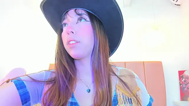 emily__walker from StripChat