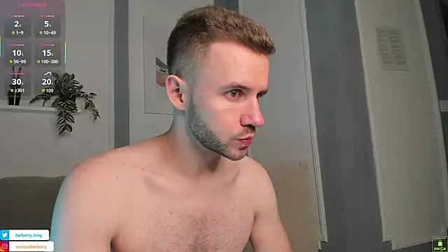 EnriqueBarberry from StripChat