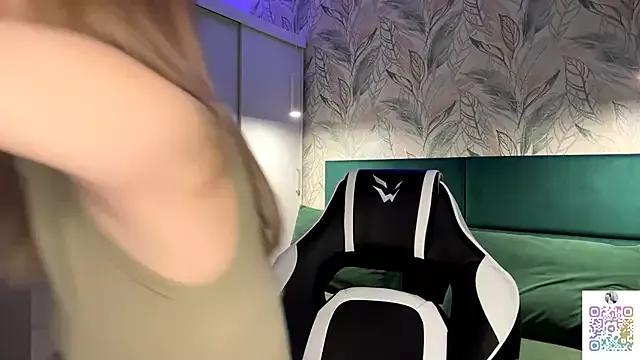 Naked EvaPeace from StripChat EvaPeace from StripChat