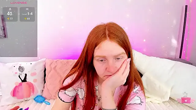 Freechat Evarey_ on StripChat