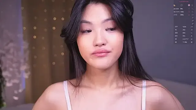 FancyEsten from StripChat