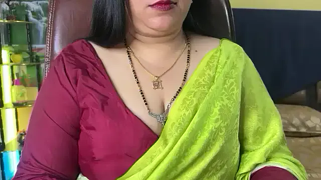 FlatVincy4 from StripChat