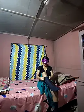 Flirtandfuck0 from StripChat