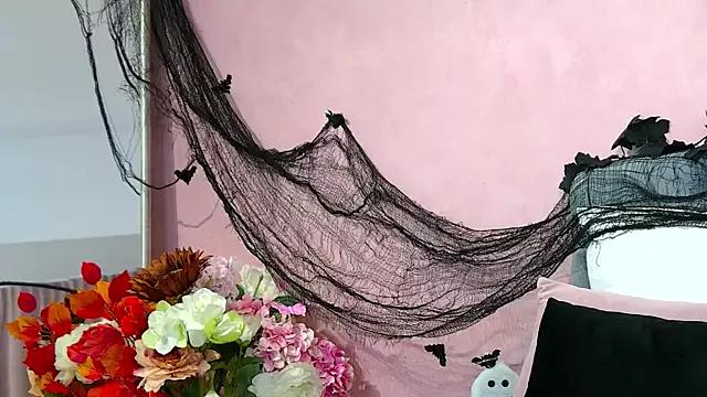 Sexy FrancescaMcGray wants you to fuck her body now FrancescaMcGray from StripChat