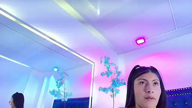 Gabriela_milani from StripChat