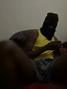 Gifttheskimaskboy from StripChat