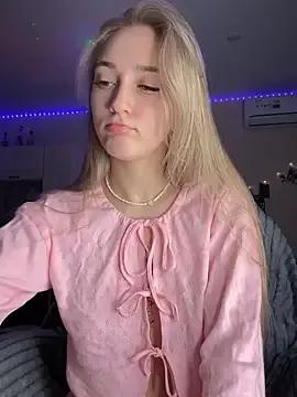 Gorgeous Good__Girl_ from StripChat Good__Girl_ from StripChat