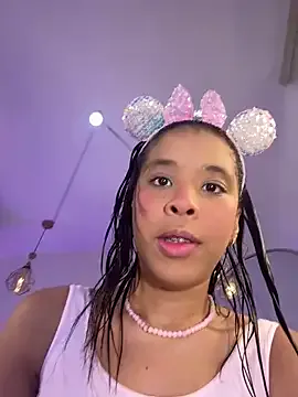 Nasty satisfaction with the curvy Hade_rosse from StripChat stripping off in public hade_rosse from StripChat