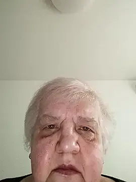 HapinessLovee from StripChat