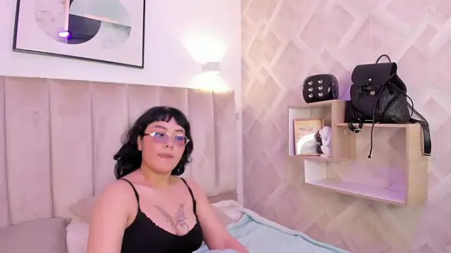 Haru_Bonny from StripChat