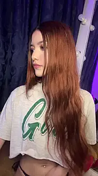 HoneyWeebsss from StripChat