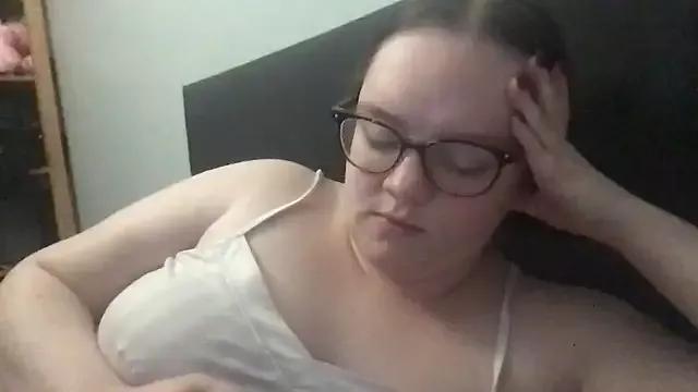 Checkout StripChat's Honeyyy24 honeyyy24 from StripChat