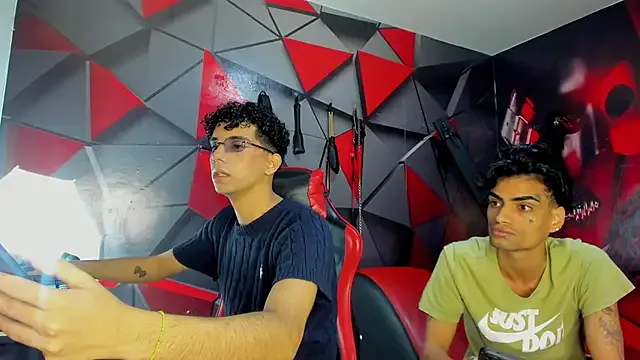 Hot_Boys_Without_Limits from StripChat