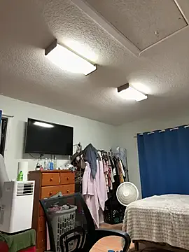 Hotslut187 from StripChat