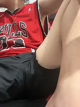 hungtwinkBR from StripChat