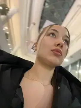 ICrazyOneIRL from StripChat