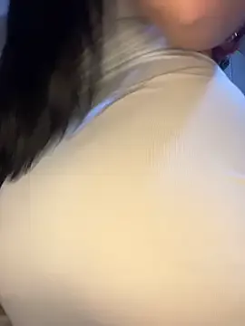 Im_Saraaaa from StripChat