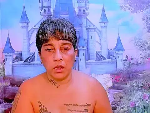 indianroxy on StripChat 