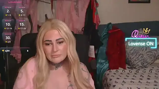 Inkedplaydoll from StripChat