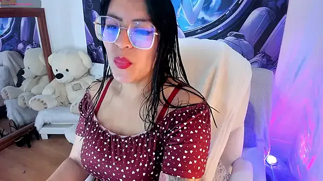 Irene_Grey20 from StripChat