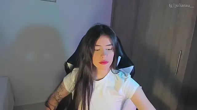 iriswest_ on StripChat 