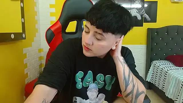 isabeautyx19 from StripChat