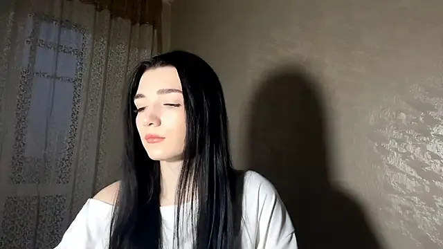 IsabellaWave from StripChat