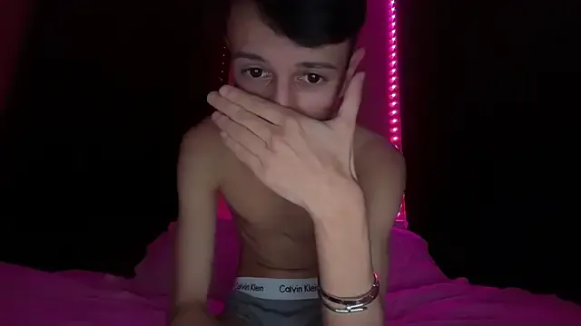 ivan_abundance from StripChat