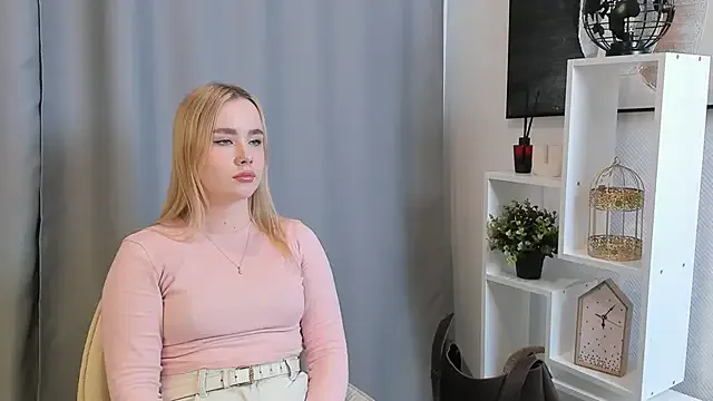 IvetteLabore from StripChat