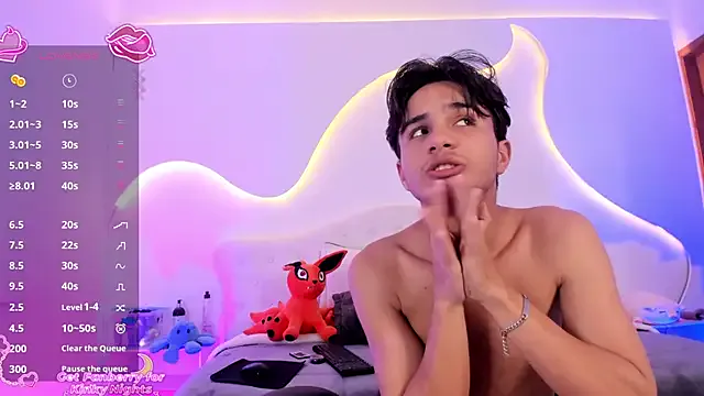 Bicurious craziness: Jin_luna gets uncovered while stroking her coochie online jin_luna from StripChat