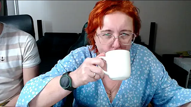 JoannaAndNeighbour from StripChat