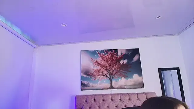 Julianaa_Castro_ from StripChat