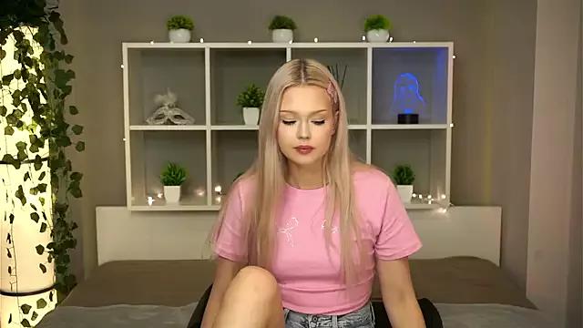 Checkout StripChat's KaryTasch KaryTasch from StripChat