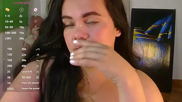 katherin_blue33 from StripChat