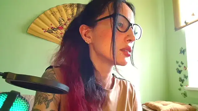 Curiosity desires with sites KiotoShine's webcam show for a kinky online stream KiotoShine from StripChat