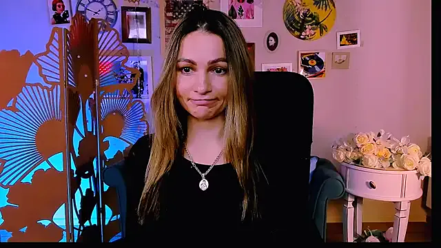 KrisWillis from StripChat