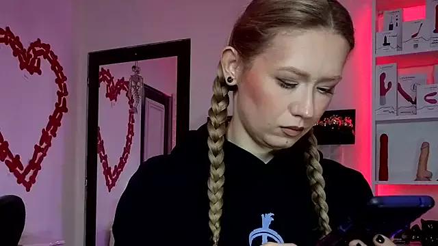 Cute Kulteacher wants you to fuck her body now kulteacher from StripChat