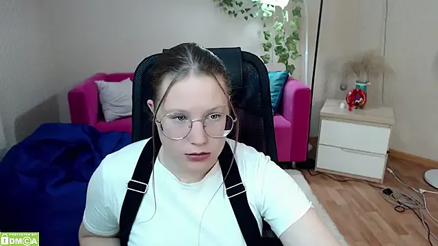 kuri_u from StripChat