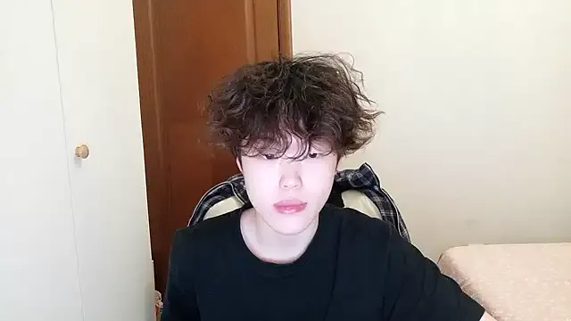 L1kuto from StripChat