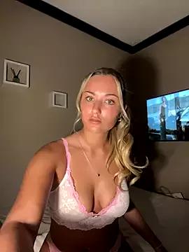 Masturbate to cute model LaceyMilliexoxo LaceyMilliexoxo from StripChat